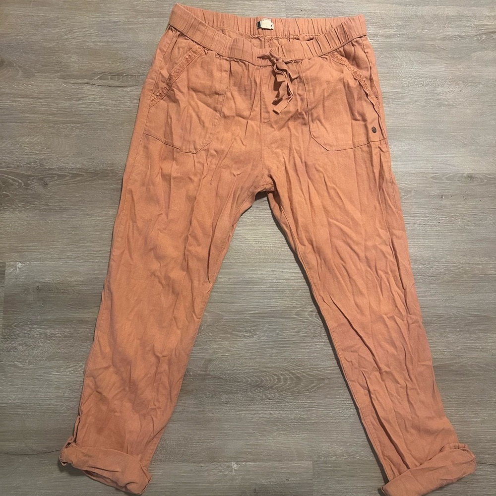 Roxy tan/brown linen crop pants